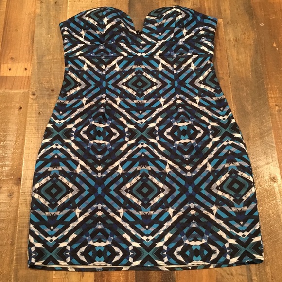 NBD STRAPLESS DRESS - Picture 7 of 12